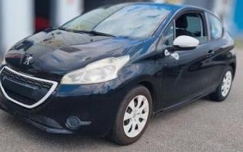 Peugeot 208 Les-Sables-d'Olonne
