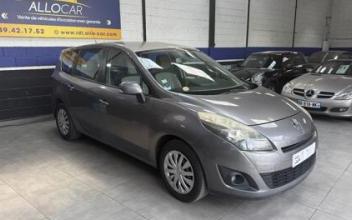 Renault grand scenic iii La-Courneuve