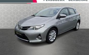 TOYOTA Auris Périgueux