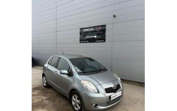 Toyota yaris Périgny