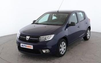 Dacia sandero Issy-les-Moulineaux