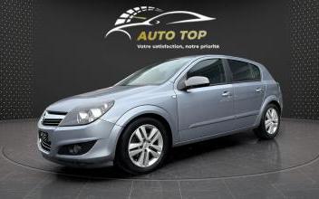 Opel Astra Pantin