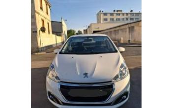 Peugeot 208 Châlons-en-Champagne