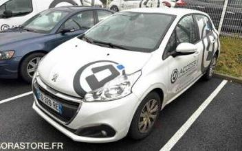 Peugeot 208 Montreuil