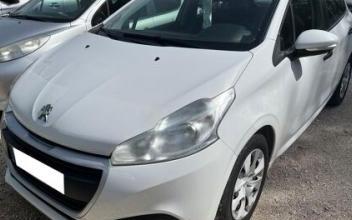Peugeot 208 Avignon