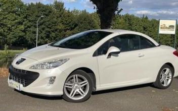 Peugeot 308 cc Bougival
