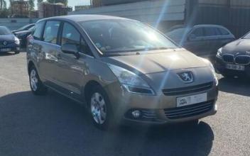 Peugeot 5008 La-Courneuve