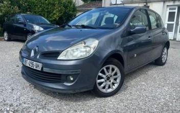 Renault clio iii Bassens