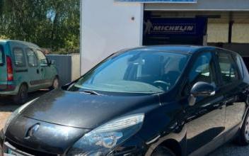 Renault Scenic La-Chapelle-de-Guinchay