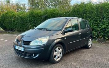 Renault scenic ii La-Vaupalière