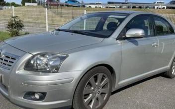 Toyota avensis Limoges
