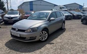Volkswagen golf Les-Sorinières