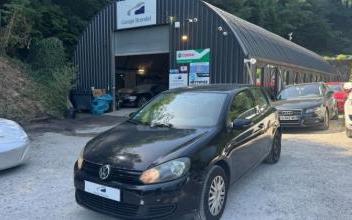 Volkswagen Golf Sathonay-Camp