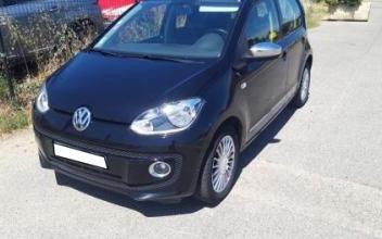 Volkswagen up Coignières