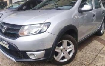 Dacia sandero Noisy-le-Grand