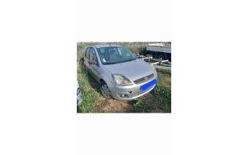 Ford fiesta Gonfaron