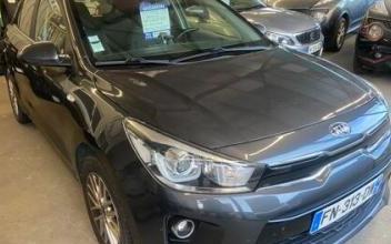 Kia rio La-Rochette