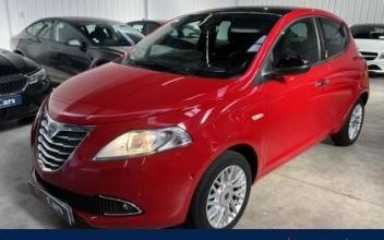 Lancia ypsilon Saran