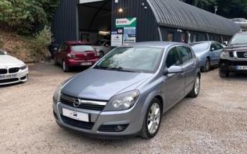 Opel astra Sathonay-Camp