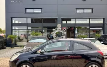 Opel Corsa Châteaugiron