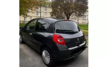 Renault Clio Bourg-la-Reine