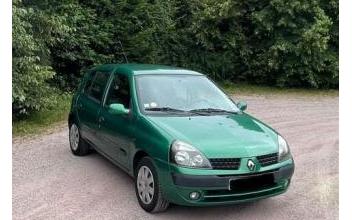 Renault clio ii Le-Rheu
