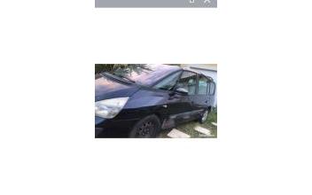 Renault espace Pierre-Bénite