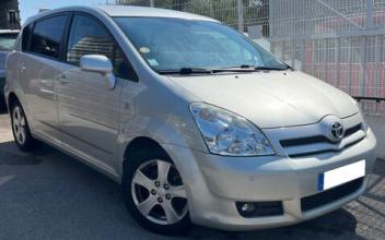 Toyota corolla verso Gigean