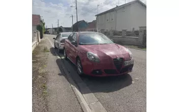 Alfa-romeo Giulietta Bordeaux