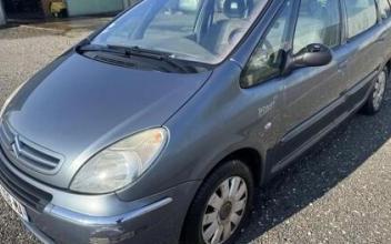 Citroen xsara Villeneuve-la-Guyard