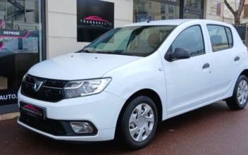 Dacia Sandero Les-Clayes-sous-Bois