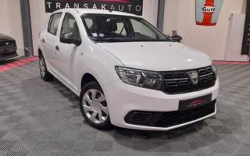 Dacia sandero La-Chapelle-des-Fougeretz