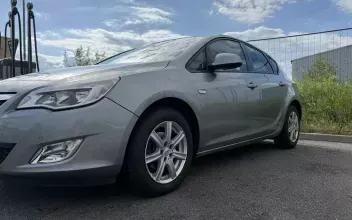 Opel Astra Taverny
