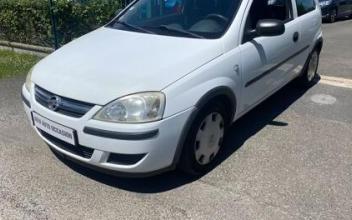Opel corsa Les-Essarts-le-Roi