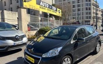 Peugeot 208 Pantin