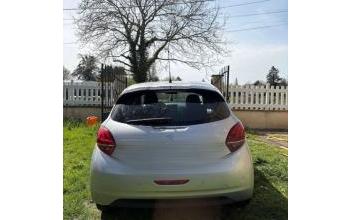Peugeot 208 Le-Veurdre