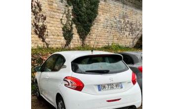 Peugeot 208 Tours