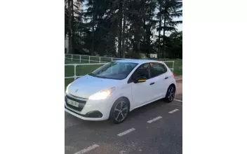 Peugeot 208 Ecully
