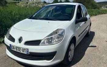 Renault clio iii Houppeville