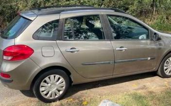Renault clio iii La-Plaine-sur-Mer