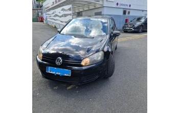 Volkswagen golf Le-Port-Marly
