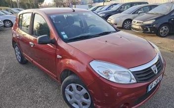 Dacia Sandero Saint-Gilles