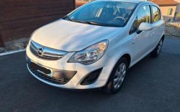 Opel corsa Vals-près-le-Puy