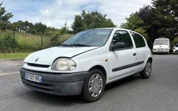 Renault clio ii Eragny