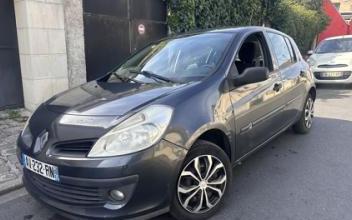 Renault clio iii Saint-Denis