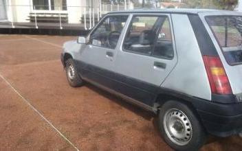 Renault r5 Saint-Nazaire