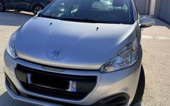 Peugeot 208 Six-Fours-les-Plages