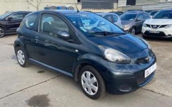 Toyota aygo La-Courneuve