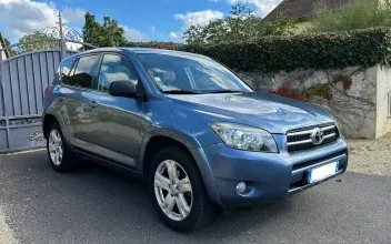 Toyota RAV 4 Moulins
