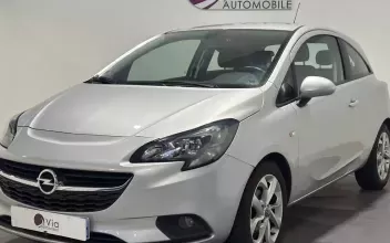 Opel Corsa Petite-Forêt